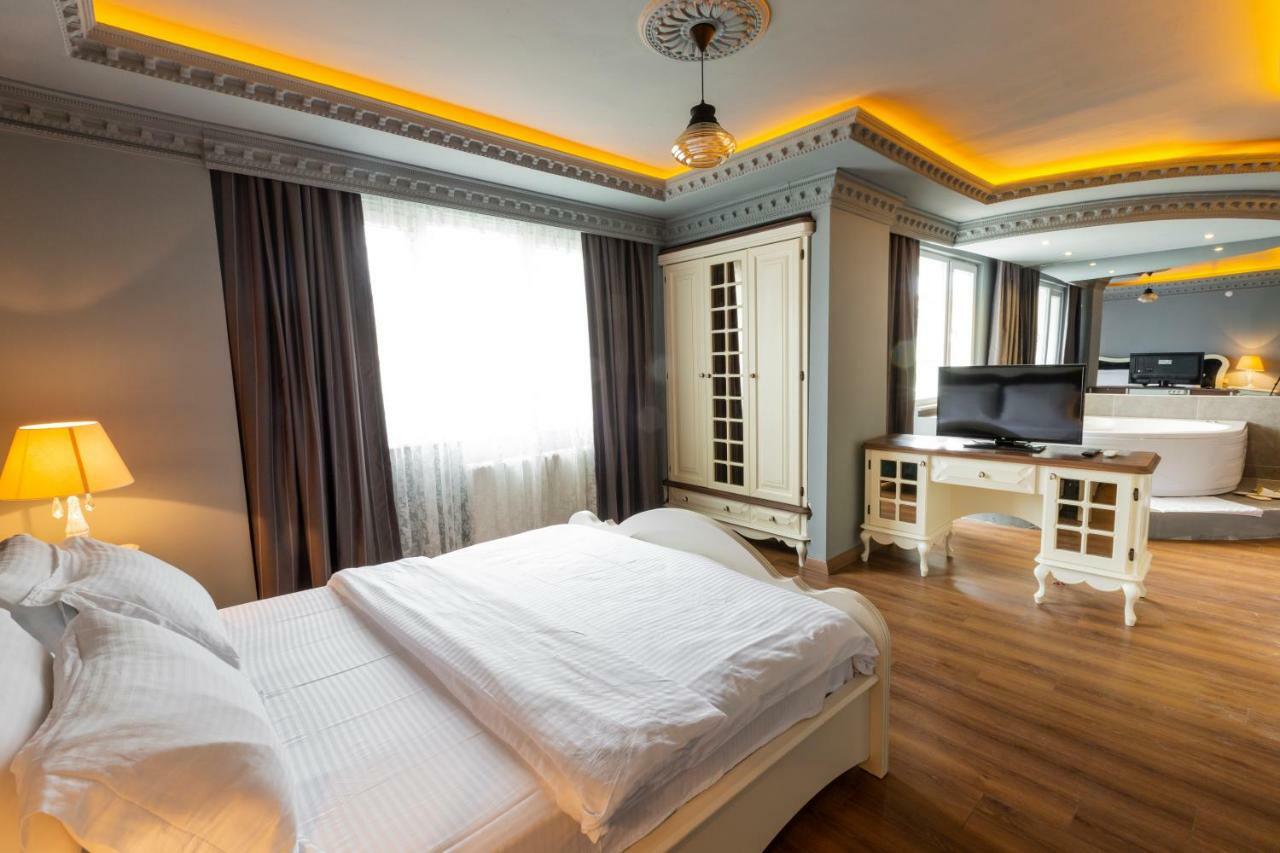 Real King Suite Hotel Trabzon Phòng bức ảnh